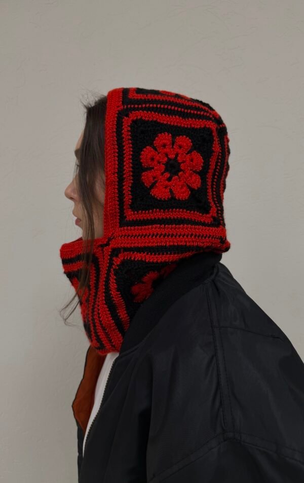 GELĖTA BALAKLAVA 02